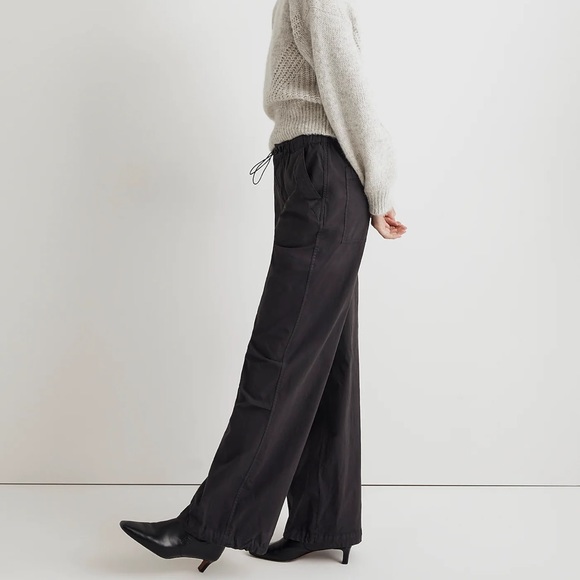 Madewell Cargo Parachute Pants in Garment-Dyed Poplin - Picture 4 of 7